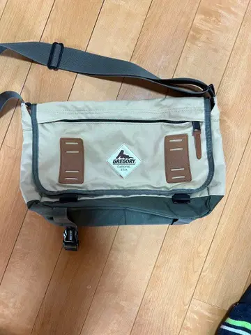 GREGORY 그레고리 메신저 숄더백 구 로고