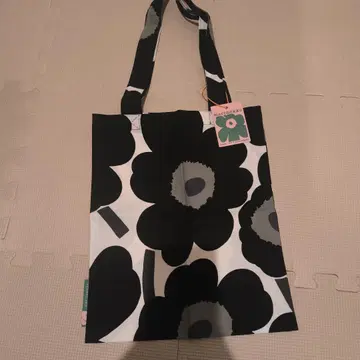 미사용 새상품 마리메꼬 플라워 프린트 토트백