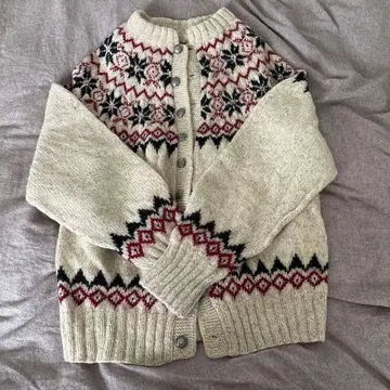 노르딕 무늬 니트