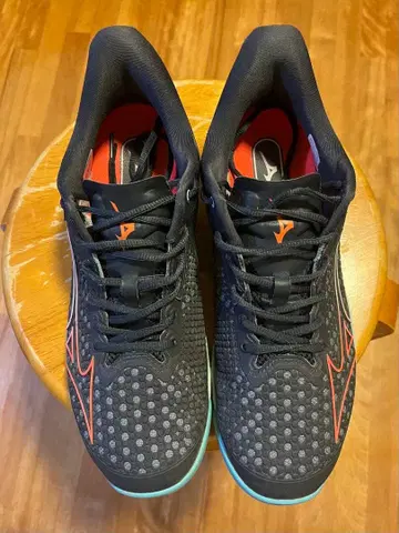 미즈노 웨이브 엑시드 투어 5 테니스화