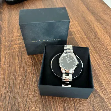 시계 뱅글 / DANIEL WELLINGTON ( DW )