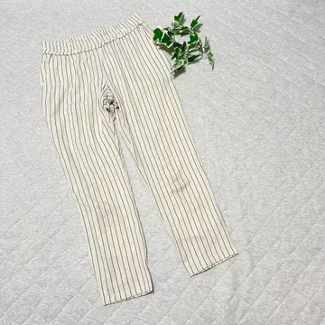 잉그 [ M ] 새상품급 이지 팬츠 스트라이프 패턴 베이지 릴랙스 팬츠