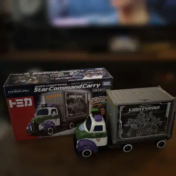 토미카 버즈 라이트이어 스타 커맨드 캐리 토이 스토리 디즈니