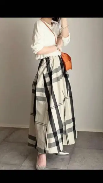 Re:EDIT 체크 무늬 플레어 스커트 L 사이즈