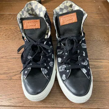 죠죠의 기묘한 모험 신발 석가면 패턴 converse