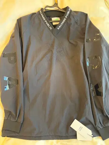 SAVAGE PUBLIC V넥 스니드잭