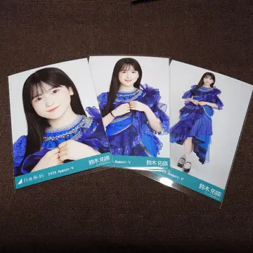 노기자카 스즈키 유나 13thBD 라이브 의상2 컴프