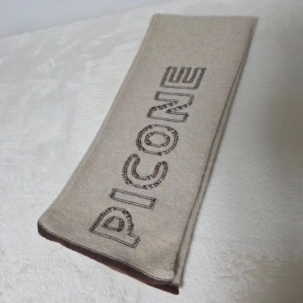 42. PICONE Muffler Scarf