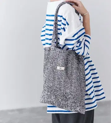 Uhr 우아 스팽글 토트백 실버