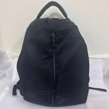 [Y'SACCS] WELLBA 럭색 블랙 A4 수납 가능