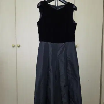 MAGGY 마기 슬리브리스 원피스 포멀 드레스 블랙 그레이