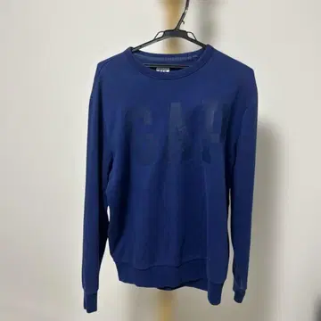 GAP 네이비 로고 크루넥 트레이닝복