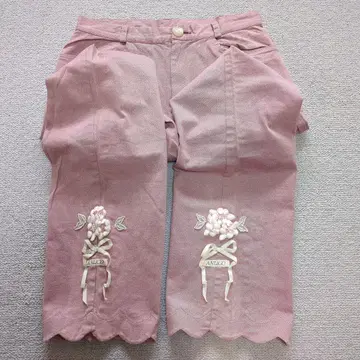 사에라, 앙리코 팬츠