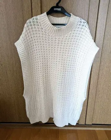 CLANE 클라네 케이블 니트 베스트