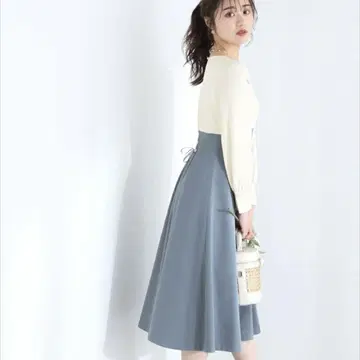 프로포션 바디 드레싱 레이스업 플레어 원피스