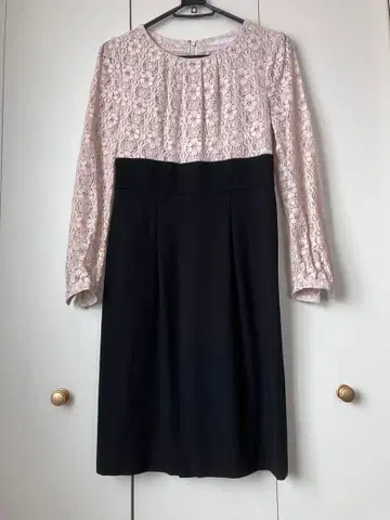 무릎 기장 원피스