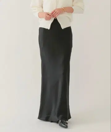 [ 새상품 택 포함 ] urs 새틴 머메이드 맥시 스커트