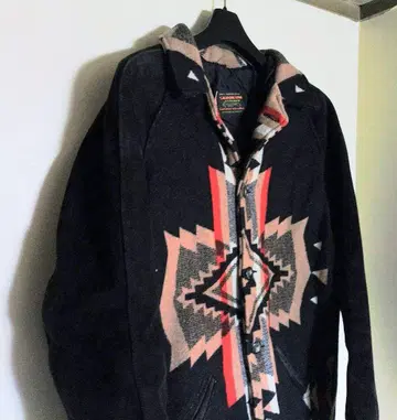 SKOOKUM 담요 자켓 [ 36인치 ]