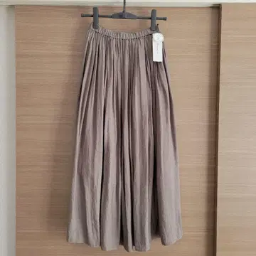 [ 새상품 미사용 ] DONEEYU 플리츠 롱 스커트 U-2750