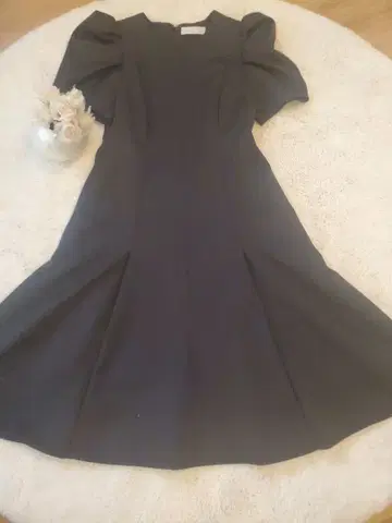 CELFORD 블랙 원피스 반팔