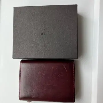 엠피우 m+ 버건디 가죽 3단 폴더형 지갑 박스 포함