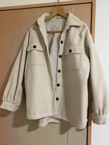 아이보리 플리스 셔츠 자켓