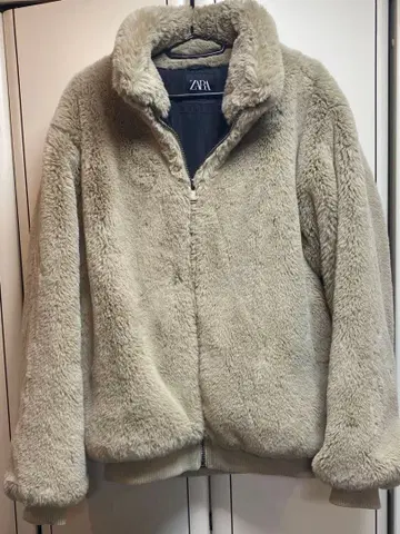 ZARA 자라 퍼 봄버 자켓 [베이지] 사이즈 L