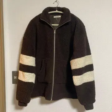 보아 자켓 브라운 화이트 스트라이프 HEYUMM