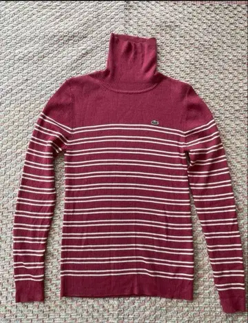 새상품급 Lacoste 라코스테 와인 레드 스트라이프 터틀넥 L