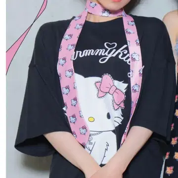 미개봉 새상품  넥타이 핑크 일광화상 키티 스핀스