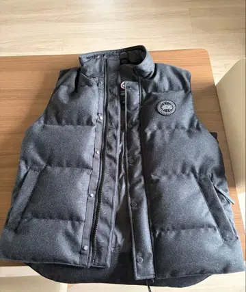 CANADA GOOSE 베스트 다운