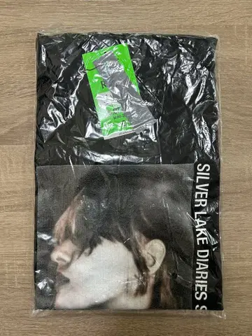 지나시스 ROCK 사진 크랙 BIG TEE 미착용품