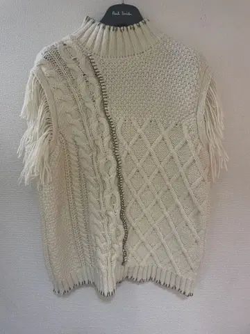 TORRAZZO 아이보리 케이블 니트 하이넥 베스트