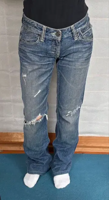 [ 무료배송 ] 타바니티 소지 진즈 플레어 데님 팬츠 로우라이즈 Y2K