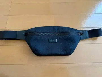 지미추 숄더백 남성용