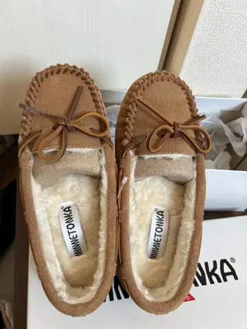 새상품 미사용 미네통카 모카신
