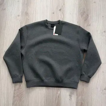 택 포함 다이와 피어39 크루넥 맨투맨 sizeS