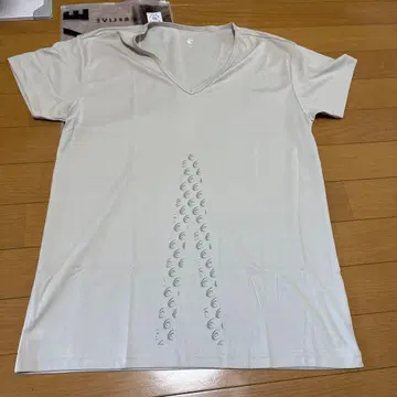 RELIVE 남성용 베이지 V넥 T셔츠 M