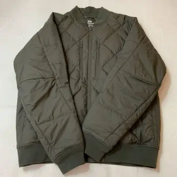 A/W UNIQLO 화이트 마운티니어링 다운 자켓 XL