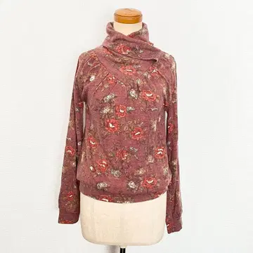 쇼와 레트로 꽃무늬 터틀넥 티셔츠 올 패턴 일본제