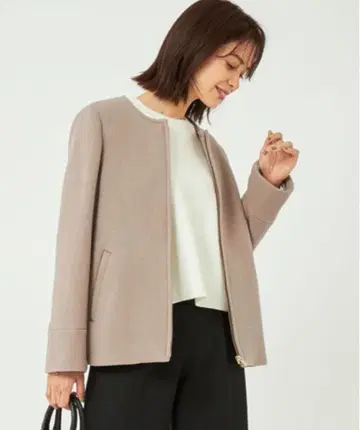 그린 라벨 릴랙싱 노카라 자켓 38