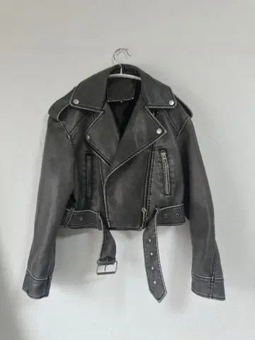 [새상품급] 라이더 자켓 숏 기장 여성용 블랙 계열