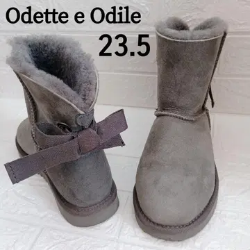 새상품급 오데뜨 앤 오딜 어그 부츠 뒷부분 리본 복슬복슬 그레이 M