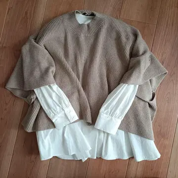 저스길리티 판초 x 블라우스 세트