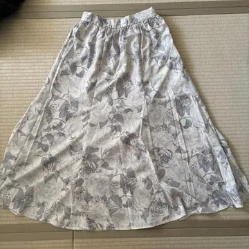 Te chichi 플라워 프린트 플레어 스커트 L