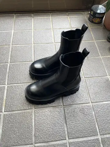 ZARA 사이드 고어 부츠