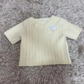 [택 포함] archives 니트T셔츠 크림