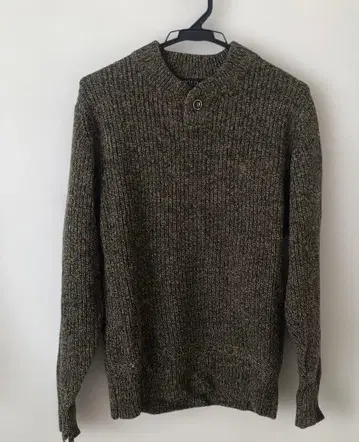 Polo 버튼 니트 스웨터