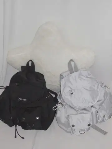 택 포함 Nuyet 라운드 포켓 백팩 블랙
