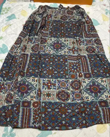 새상품 티티카카 TITICACA 롱 플레어 스커트 패치워크풍 에스닉